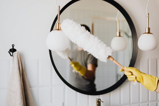 5 Signs You Need To Hire a Cleaner